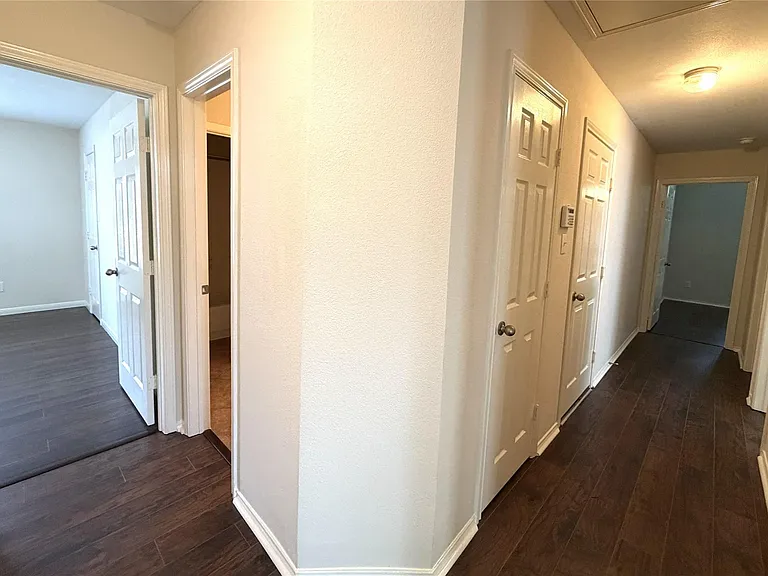 1707 Magnolia Lk — Photo 30