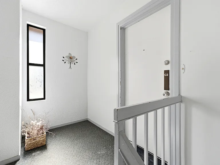 250 S Elizabeth St #1 — Photo 12
