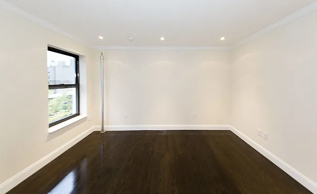 Rented by Voro New York | media 3