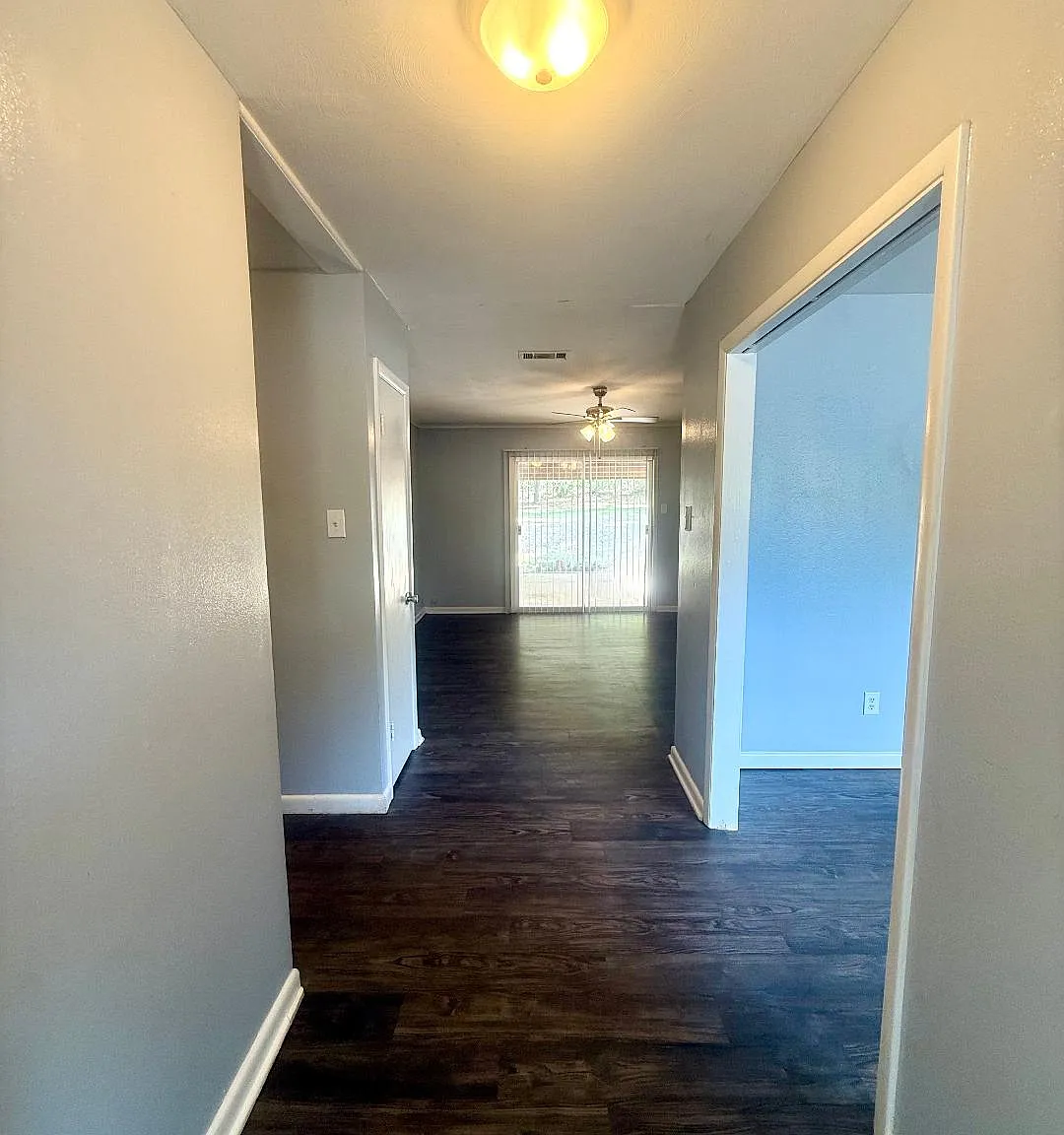 3 bed, 1776 sqft, $1,750 — Photo 3