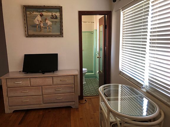 5th image of 39 Hope St #R-2