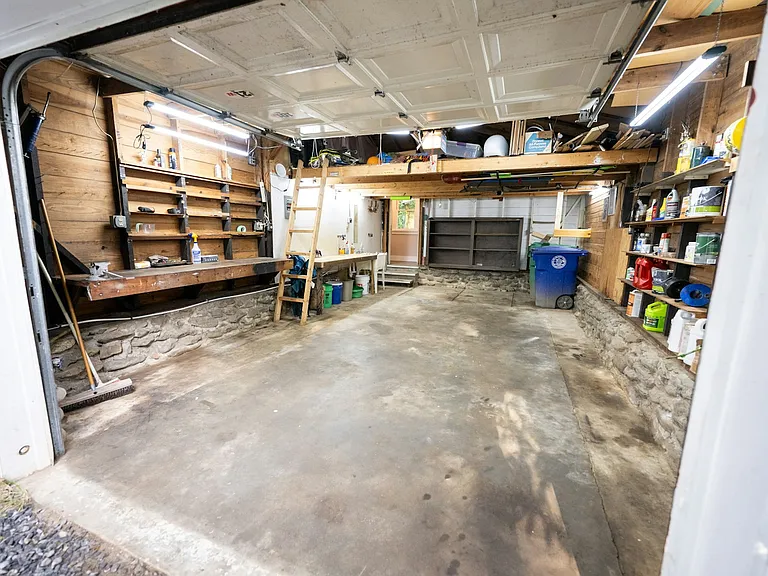 809 Montreat Rd — Photo 11