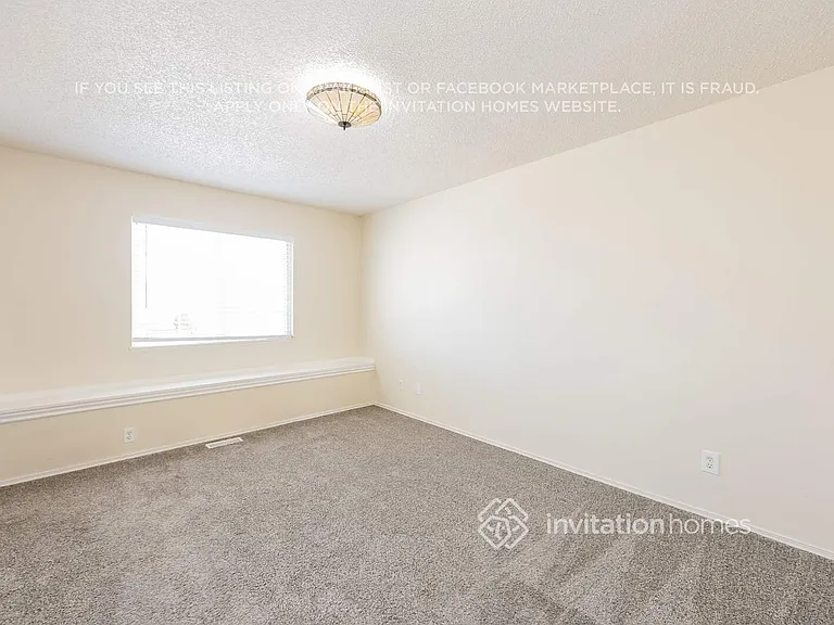 990 Ancestra Dr — Photo 13