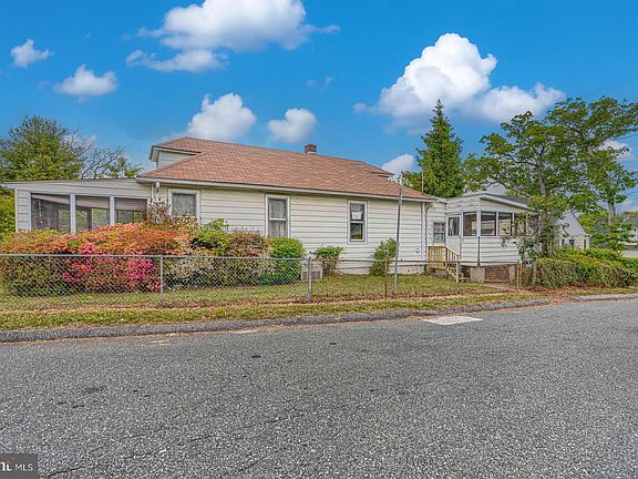 2nd image of 3140 E Joppa Rd