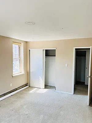 Rented by Bell Realty | media 10