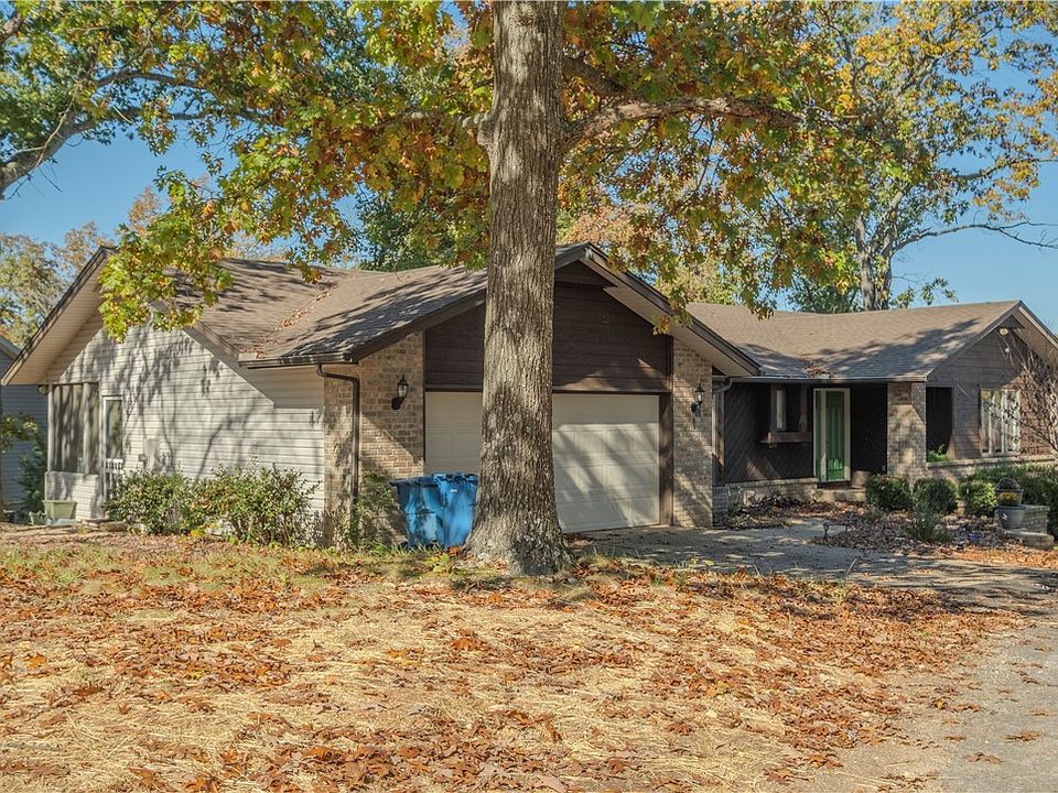 1st image of 1 Claxby Cir