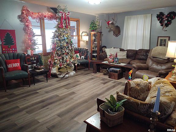 3rd image of 400 S 1st St