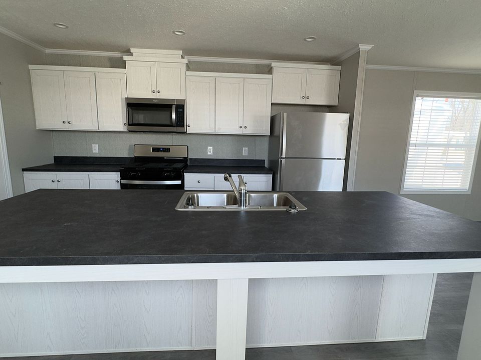 1st image of 29936 Montmorency Dr