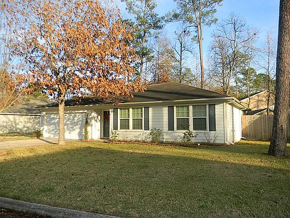 3rd image of 18386 Hollow Oaks Cir
