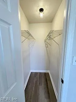 2049 Stonehurst St — Photo 24