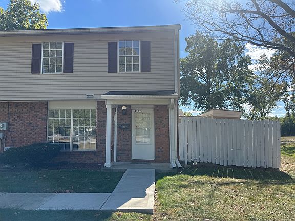3rd image of 4939 Oakwood Trl