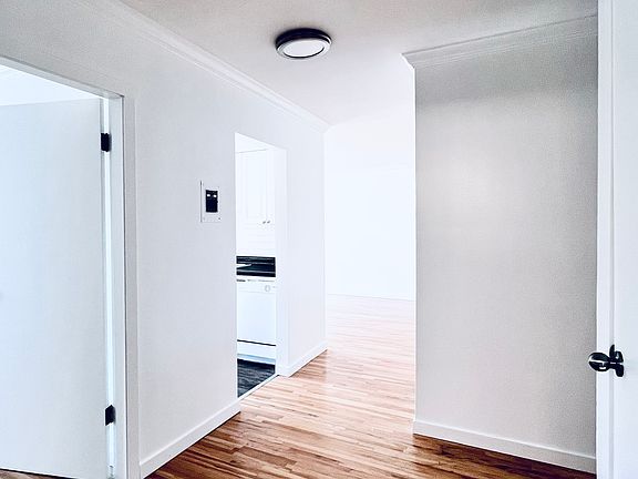 5th image of 1280 Madison Ave #204