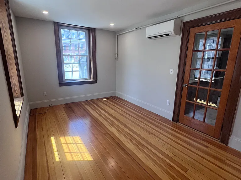 1 Lincoln Ave #1 — Photo 5