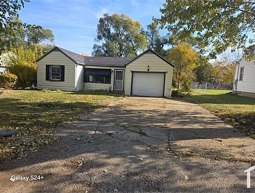 1st image of 1225 Soper Ave