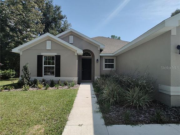 3rd image of 402 Ashton Woods Ln