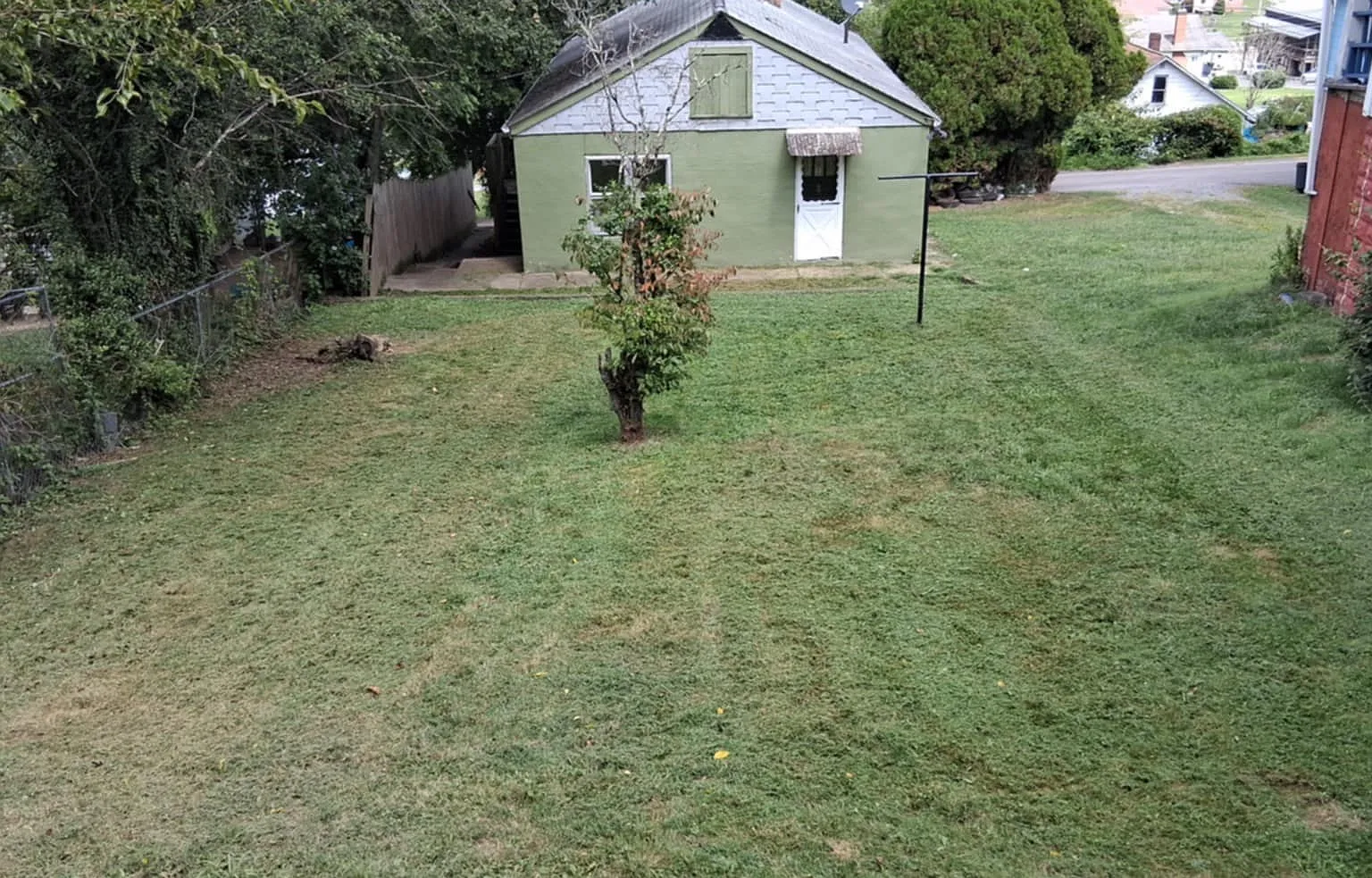 2 bed, 900 sqft, $975 — Photo 1
