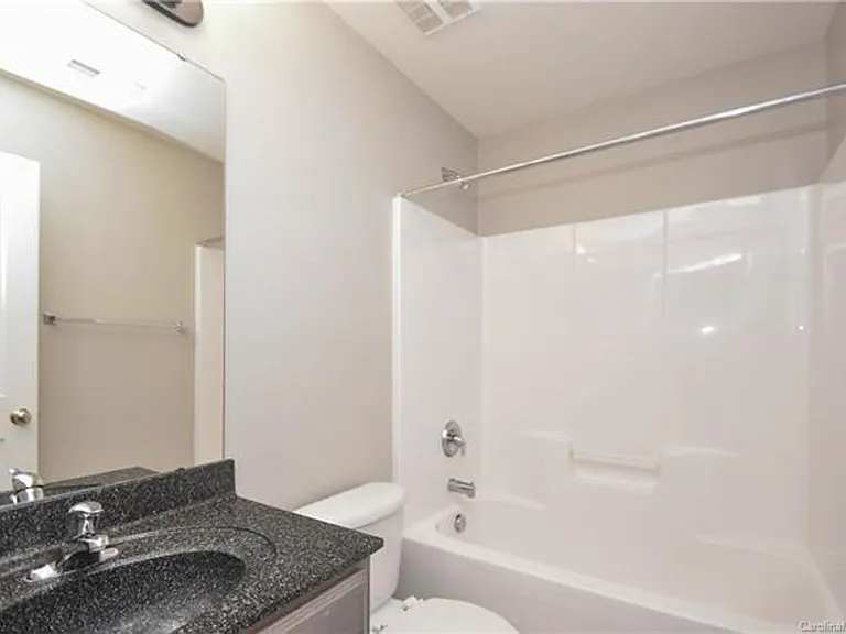 16022 Prescott Hill Ave — Photo 16