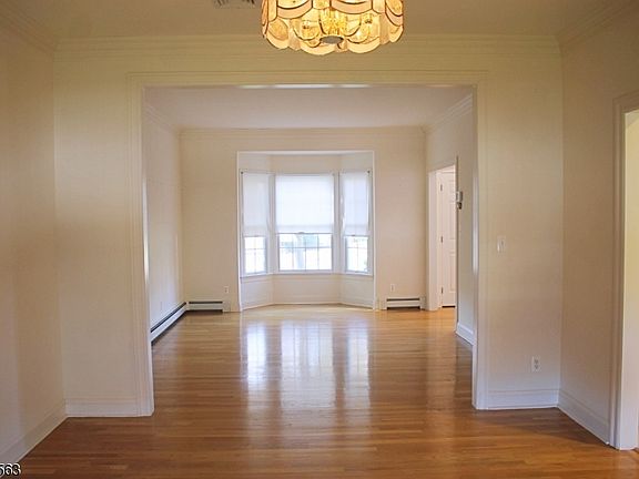 5th image of 510 Stonewall Ct