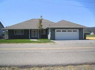 18627 Deer Hollow Rd, Hidden Valley Lake, CA 95467