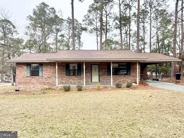 112 Little John Dr, Reidsville, GA 30453