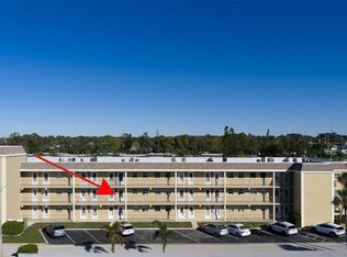 1 Boca Ciega Point Blvd APT 212, Saint Petersburg, FL 33708