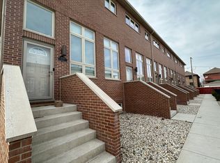 6834 W 65th St #1, Chicago, IL 60638