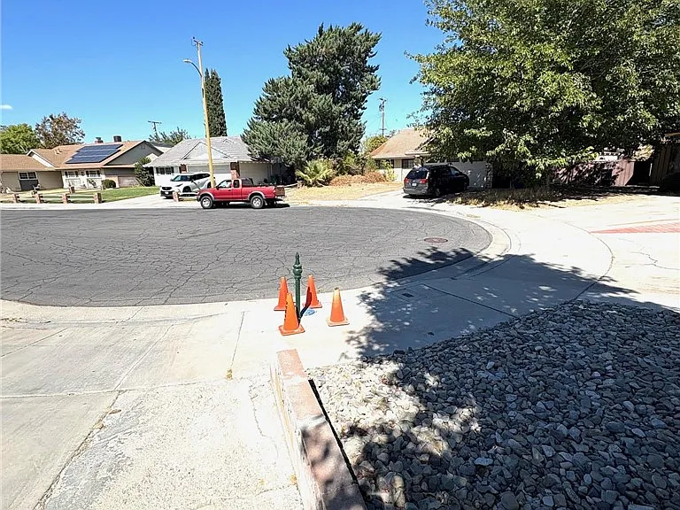 504 Heyer St — Photo 1