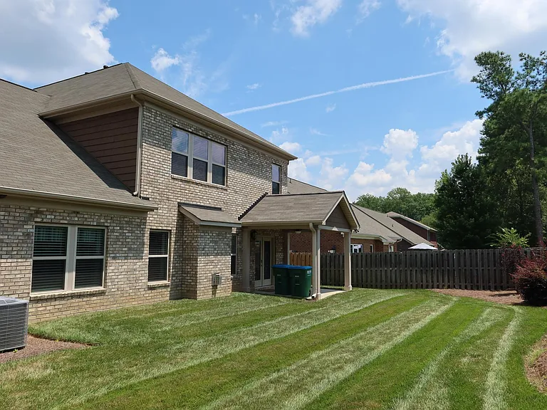 5409 Poplar Knoll Dr — Photo 40