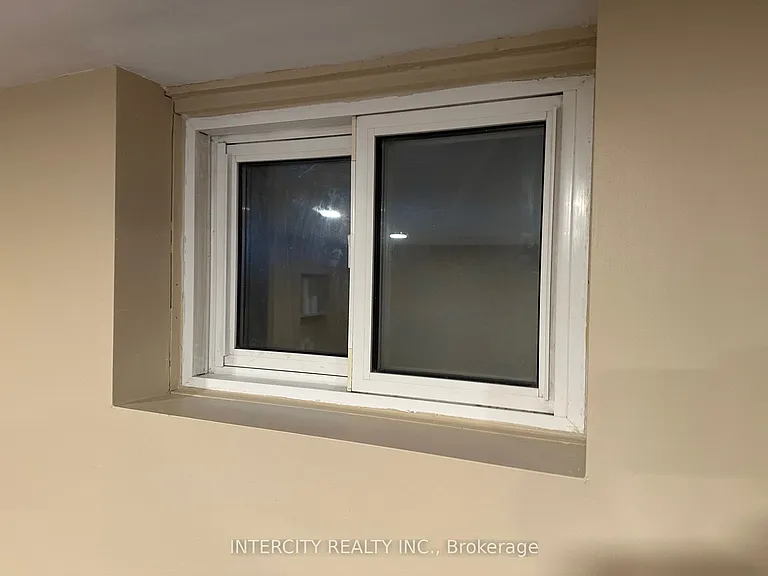 222 Combe Ave #2 — Photo 13