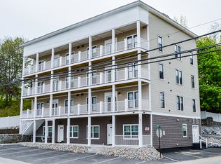 19 Bridge St, Hillsborough, NH 03244