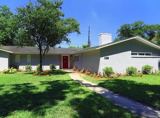1138 Chimney Rock Rd, Houston, TX 77056
