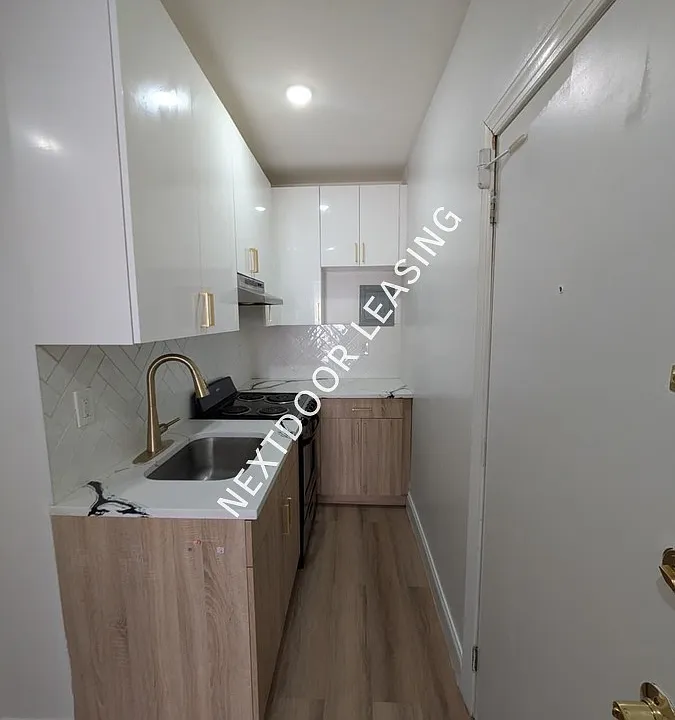 770 W Side Ave #3M