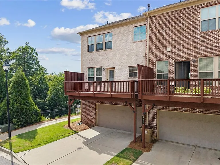 331 Northaven Ave — Photo 48