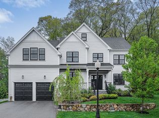 11 Sunrise Ter, Needham, MA 02492