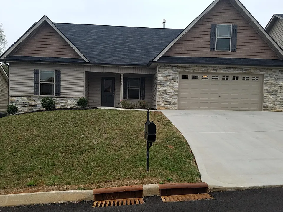 1117 Pine Run Ln