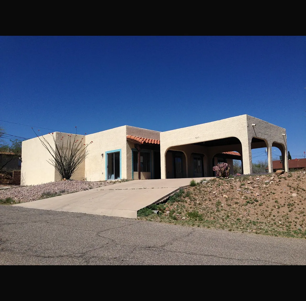 2 bed, 1010 sqft, $1,200 — Photo 1