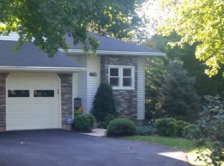 479 Montalto Dr, Herndon, VA 20170