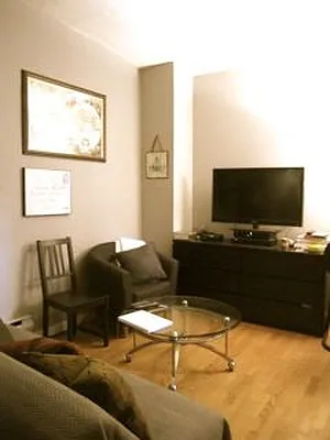 Rented by Weinstein Realty Group | media 30