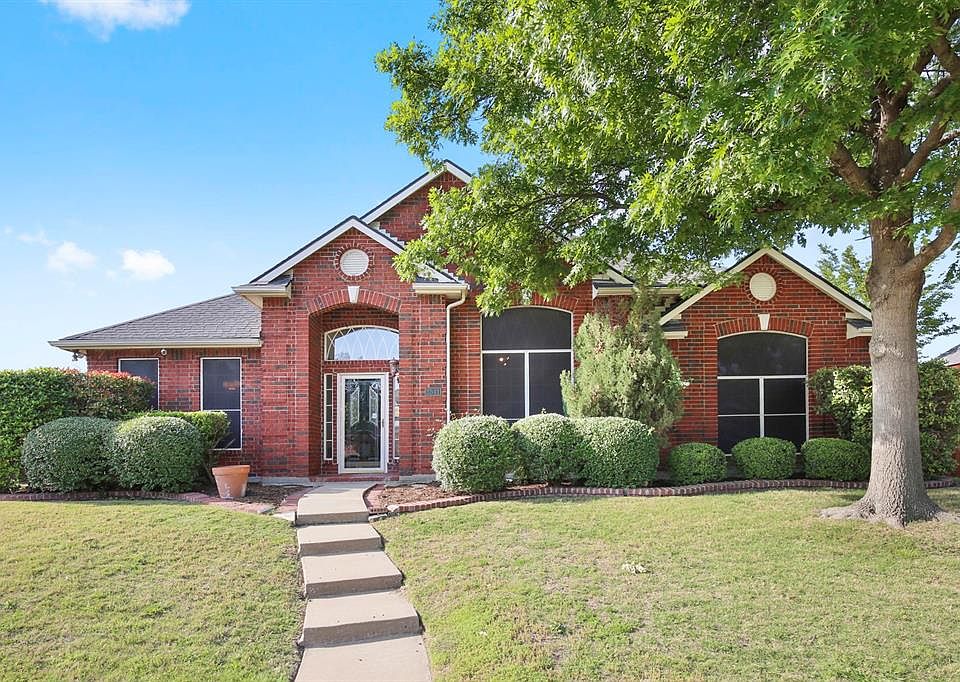 1st image of 2541 Kings Gate Dr