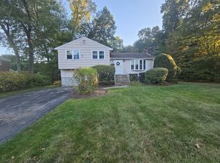 24 Eisenhower Dr, South Easton, MA 02375