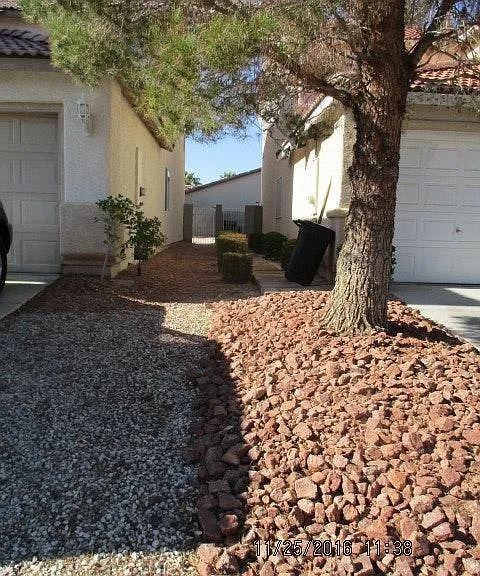 9047 Ravenhurst St — Photo 2