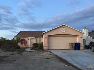 1226 Hadar Rd, Bakersfield, CA 93307