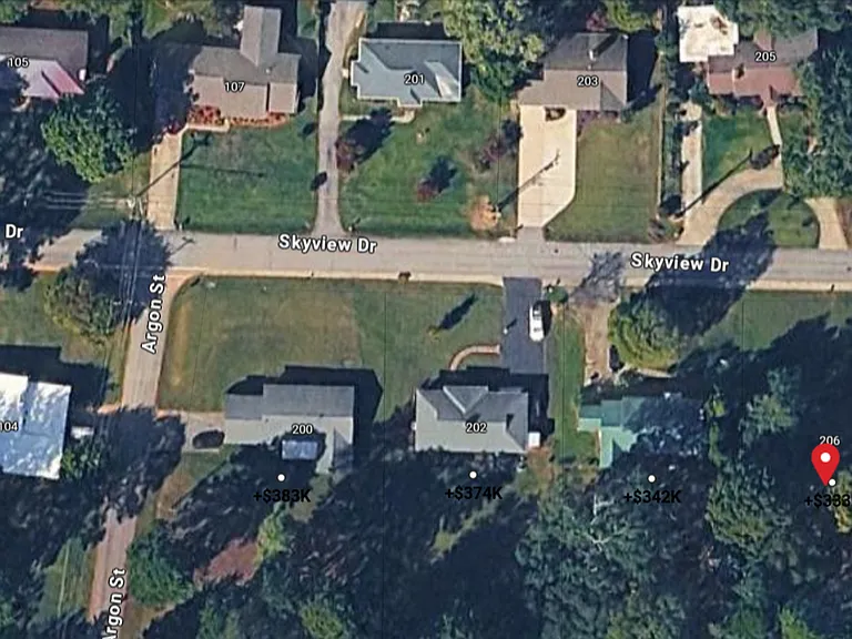206 Skyview Dr — Photo 3