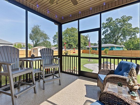 5th image of 5979 Winding Ln