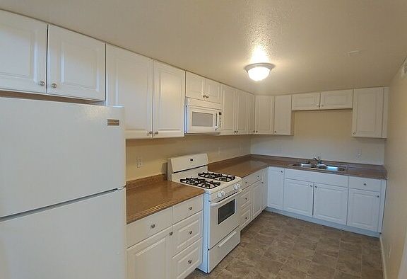 3rd image of 4849 Gibson Blvd SE APT 26