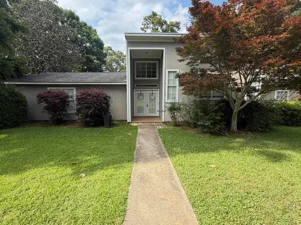 804 North St, McComb, MS 39648