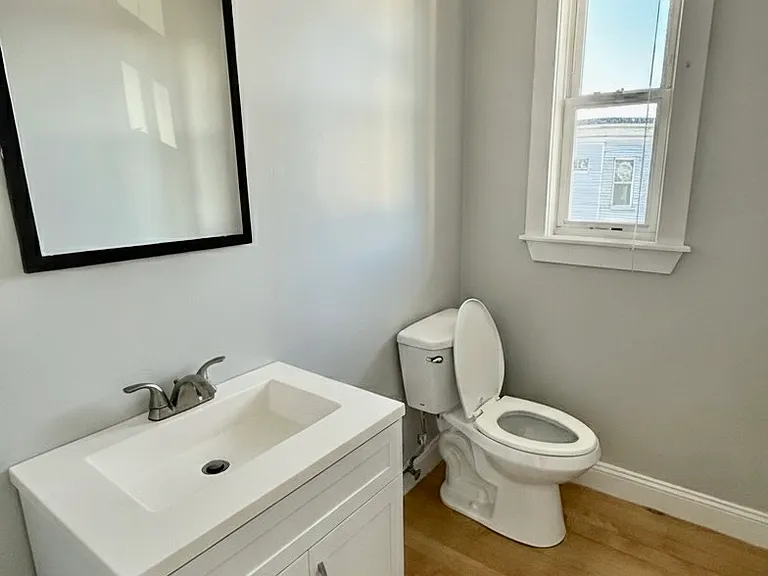 1085 Dorchester Ave #2 — Photo 2