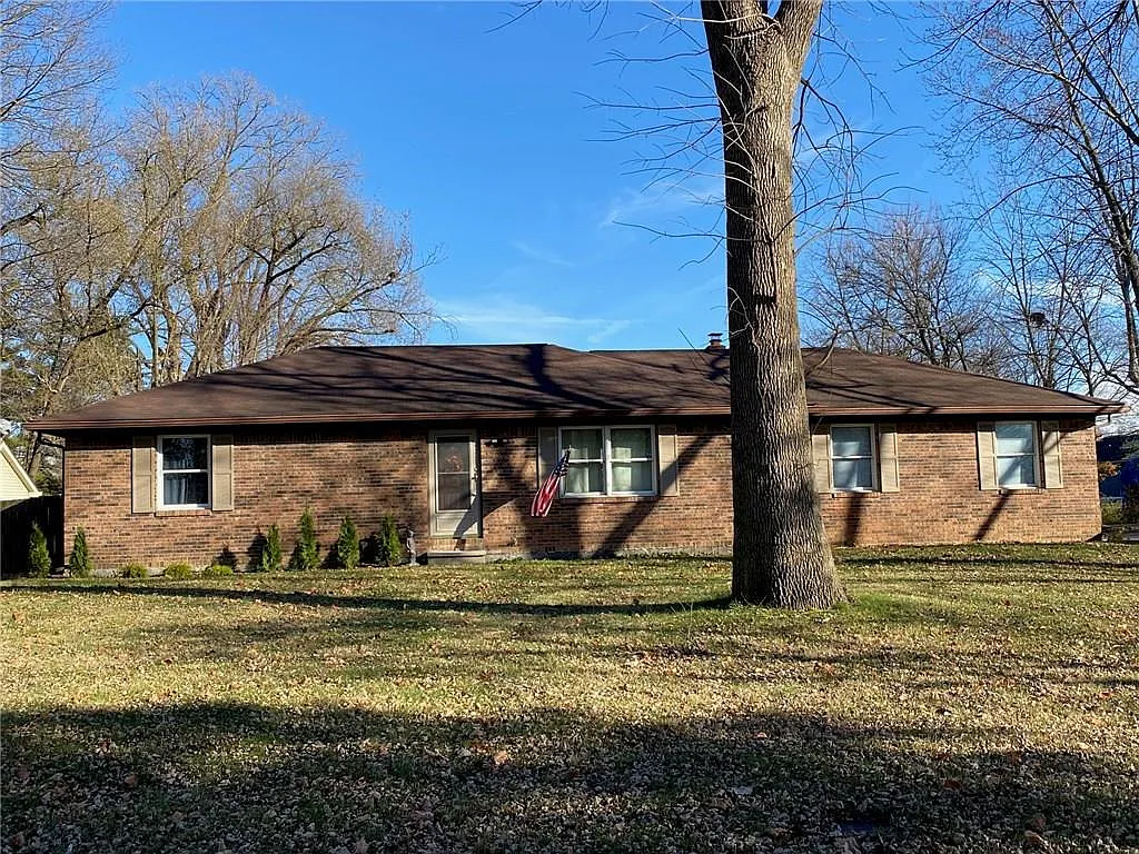 2615 Westbrook Ave photo 1