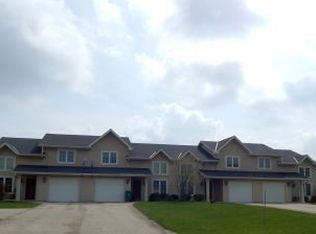 W1100 Lewis Ln, Ixonia, WI 53036