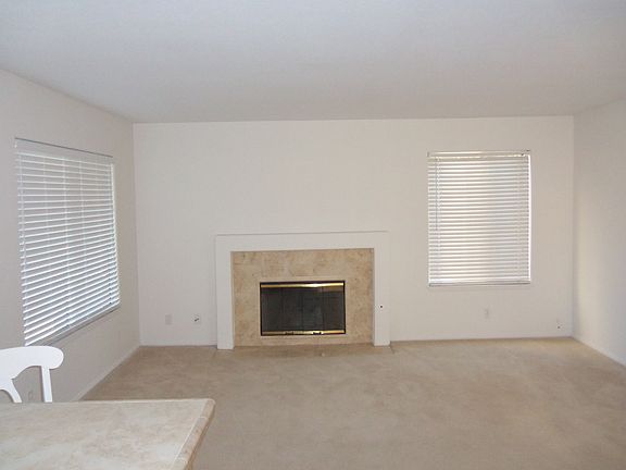 4th image of 713 Cleghorn Dr